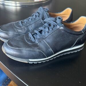 Magnanni Navy Leather Sneakers